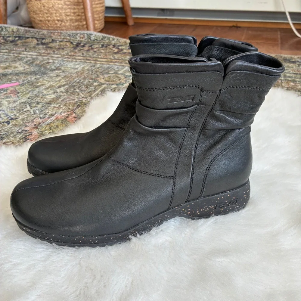 Teva Leather Womens Capistrano Comfort Ankle Bootie Zip Up Boot Black Size 10‎
